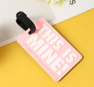 Matkalaukun nimi- ja osoitelappu, This is mine! Travel luggage tag