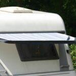 Eurotrail Caravan -ikkunan katos - 170cm * 70cm
