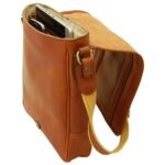 Pehmeä vasikannahkainen olkalaukku (satchel)