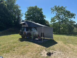 Eurotrail-markiisi, kattoteltta Arusha
